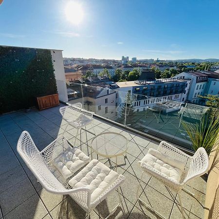 Brno City Center Apartment With Parking And A Big Terrace 외부 사진