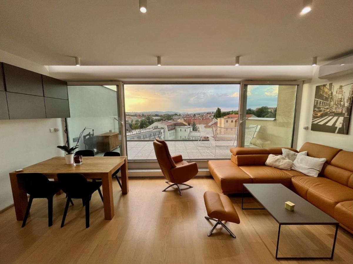 Brno City Center Apartment With Parking And A Big Terrace 외부 사진